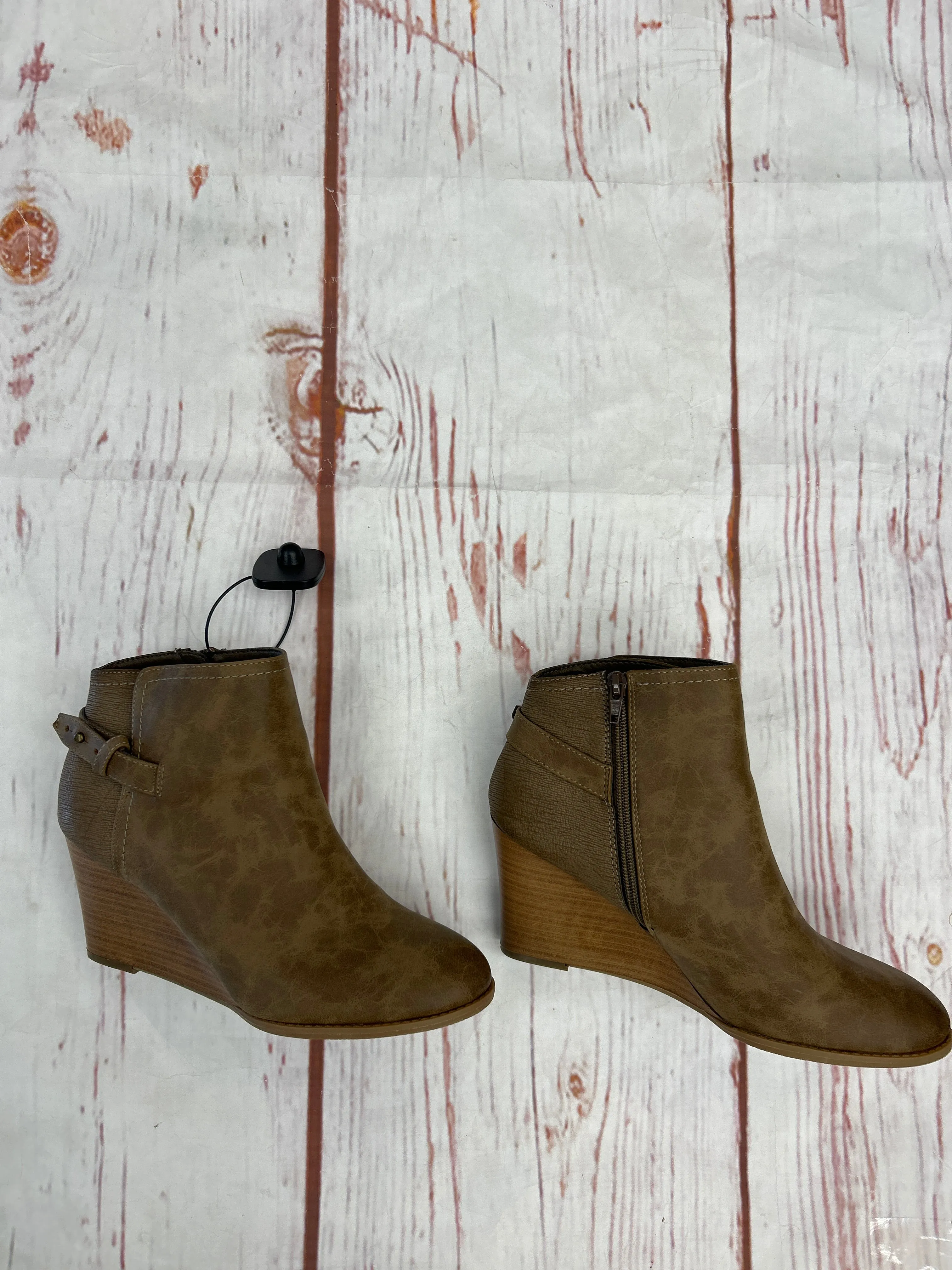 Boots Ankle Heels By Clothes Mentor  Size: 10