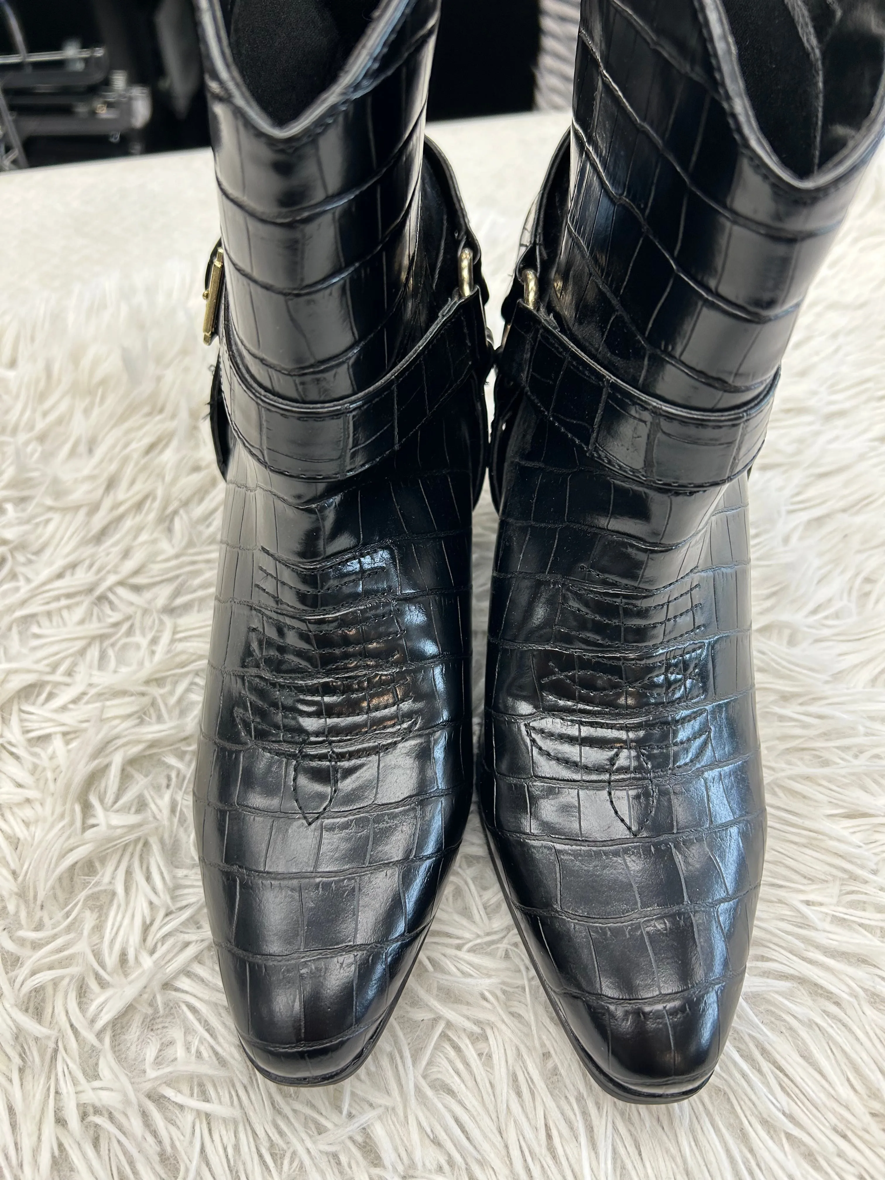 Boots Ankle Heels By Just Fab In Black, Size: 7