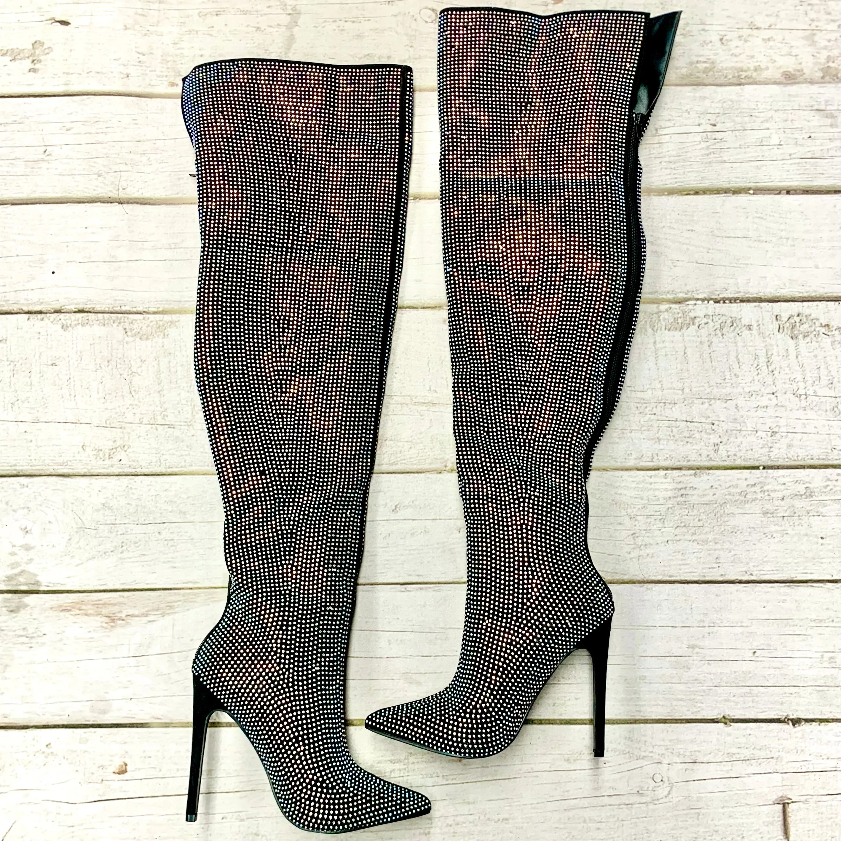 Boots Knee Heels By Shoedazzle  Size: 8