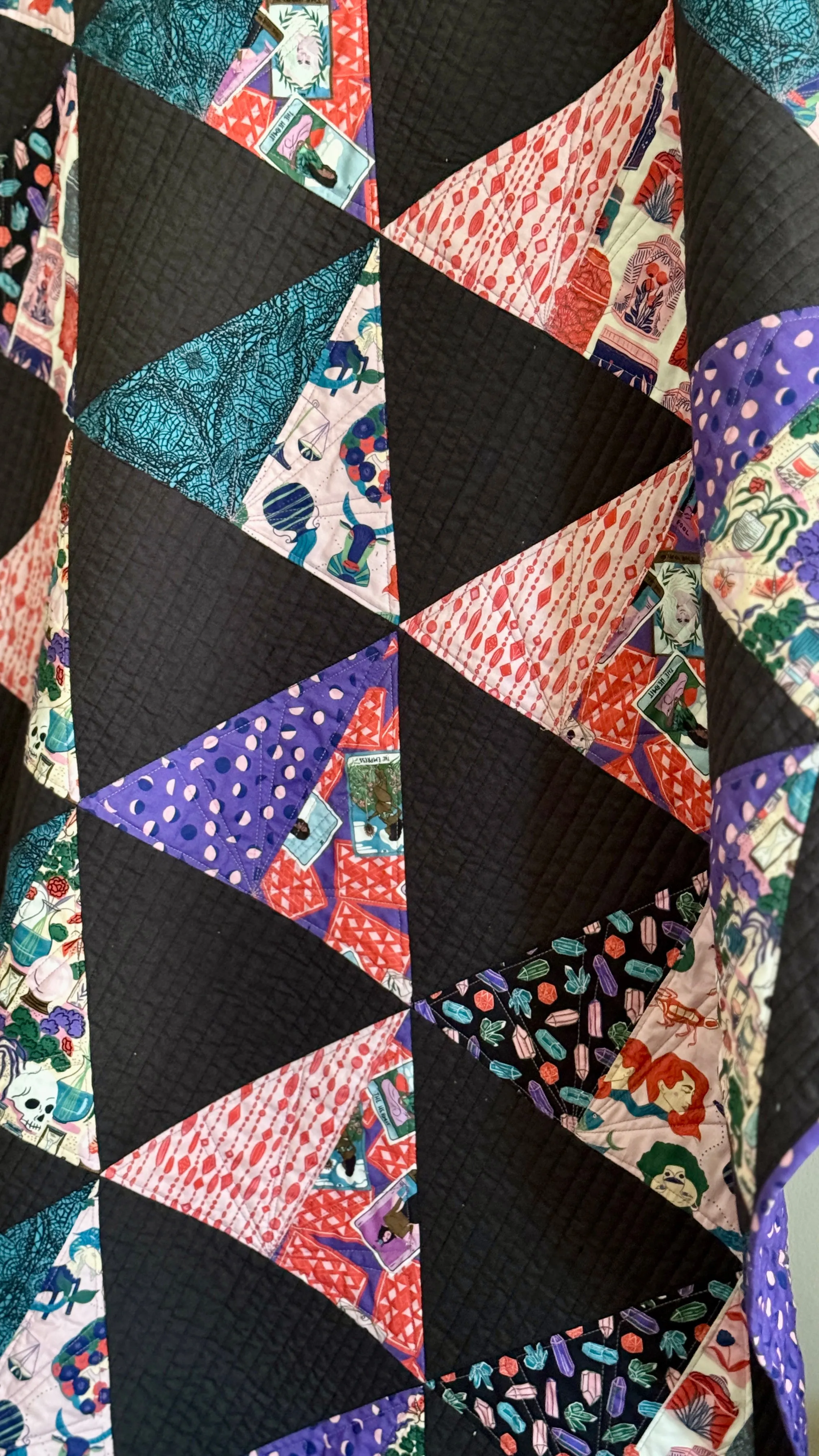 Crystals - Secret Of The Oracle - Tara Reed - Cloud 9 Fabrics - Poplin