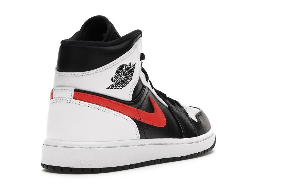 JORDAN 1 MID BLACK CHILE RED WHITE (M)
