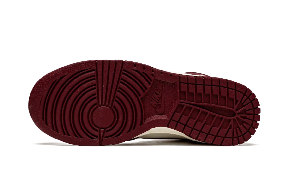 Nike Dunk High Sail Team Red